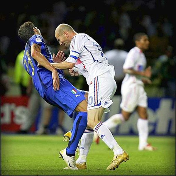 Mondiale 2006 (41).jpg - The first prize winning photo in the Sports Action Stories category of the 2007 World Press Photo Contest, shows Zinedine Zidane's exit from the World Cup final in Berlin July 9, 2006. The prize-winning entries were announced on February 9, 2007.  REUTERS/Peter Schols/Dagblad De Limburger/GPD/Reuters/Handout   MANDATORY CREDIT   THE PICTURES MAY NOT BE CROPPED OR MANIPULATED IN ANY WAY  FOR ONE TIME USAGE ONLY IN RELATION TO A 2007 WORLD PRESS PHOTO STORY.  EDITORIAL USE ONLY. NOT FOR SALE FOR MARKETING OR ADVERTISING CAMPAIGNS. NO ARCHIVES. NO SALES.